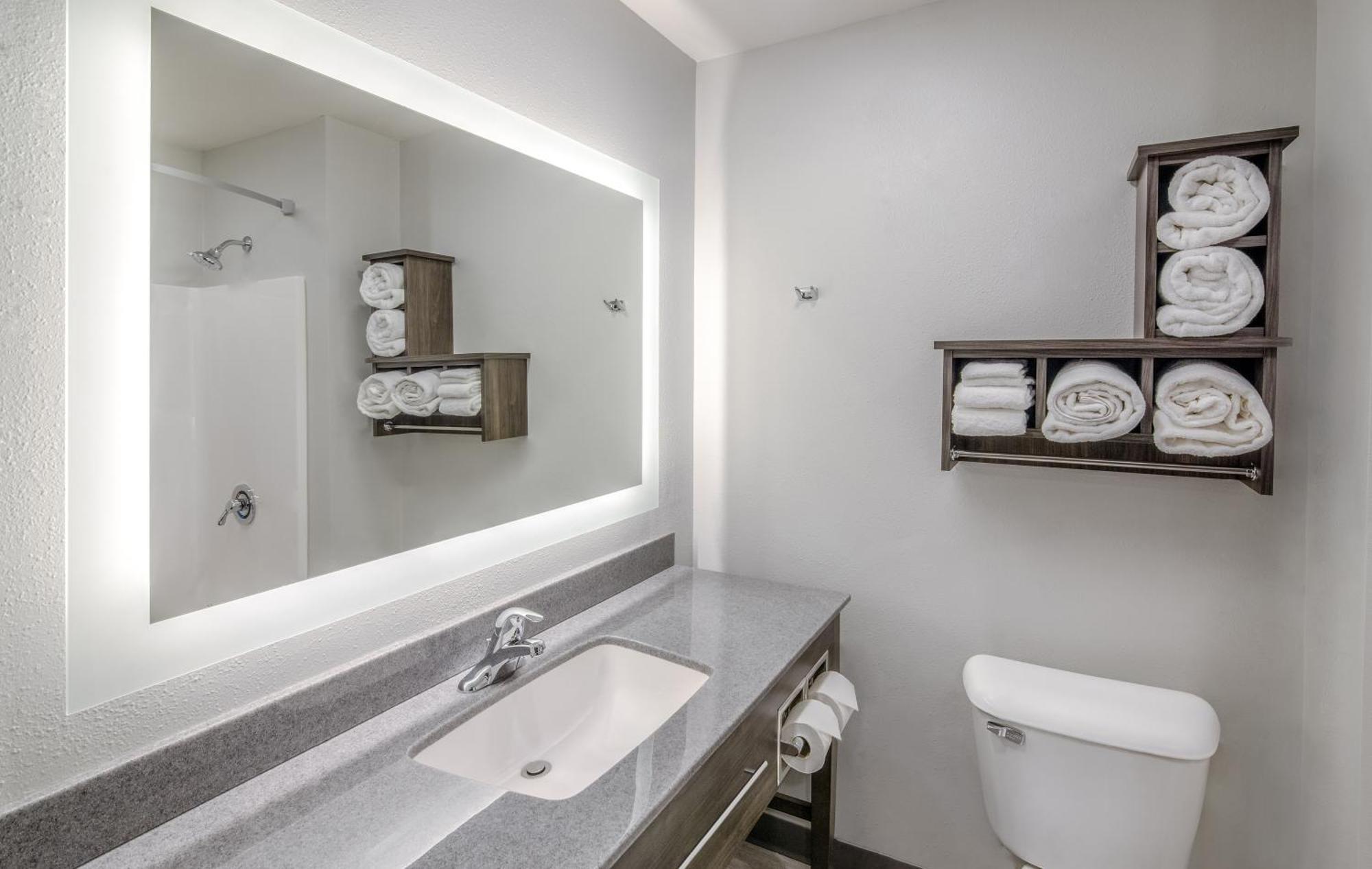 My Place Hotel-Dahlgren/King George, Va المظهر الخارجي الصورة
